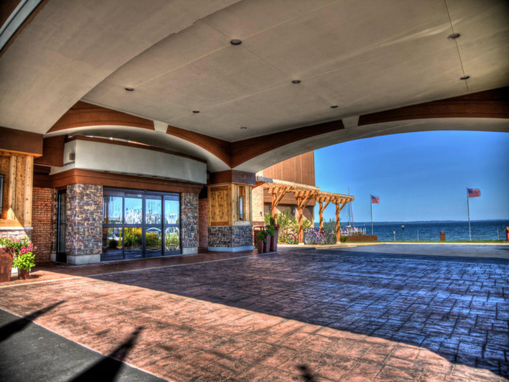 West Bay Beach, A Holiday Inn Resort Τράβερς Σίτι Εξωτερικό φωτογραφία